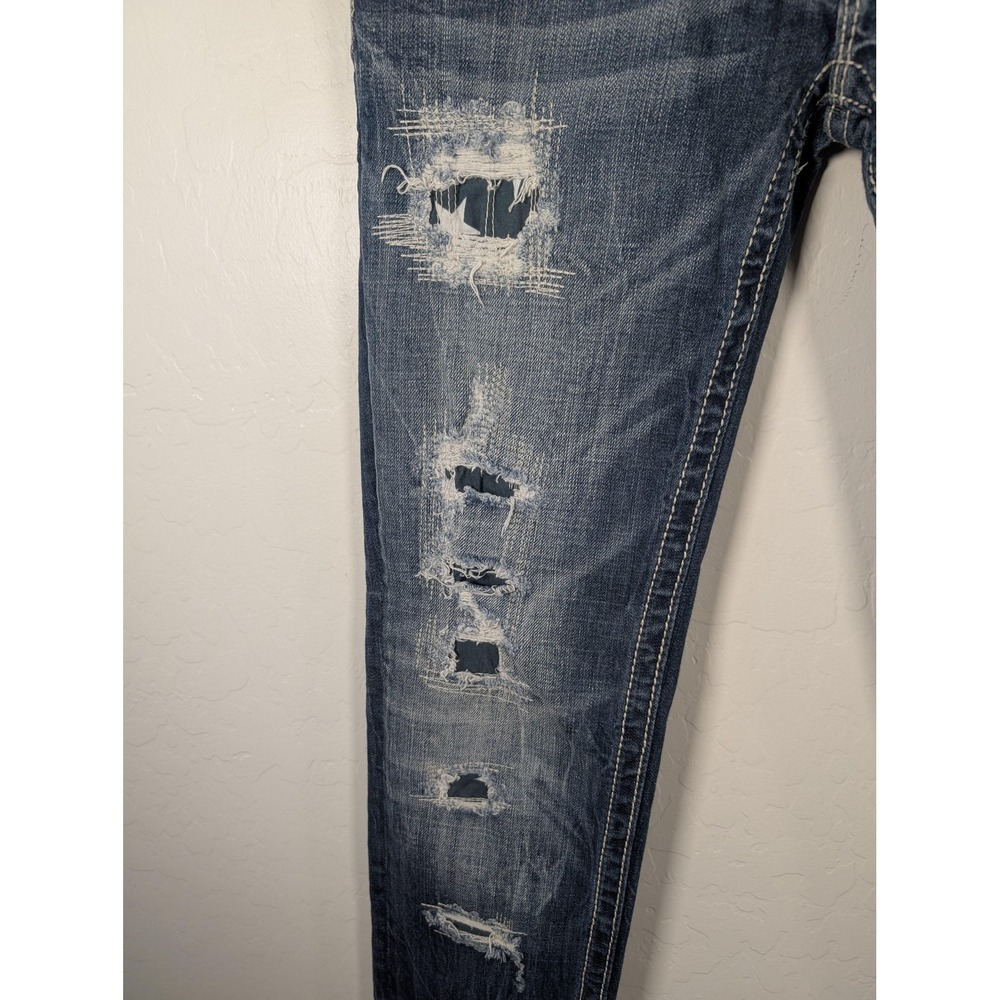 Miss Me Distressed Skinny Jeans in Dark Blue with Red Patch Accents - Picture 4 of 16